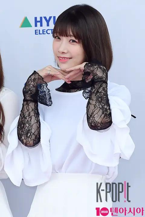 DIA, Eunice — Dream Concert Red Carpet