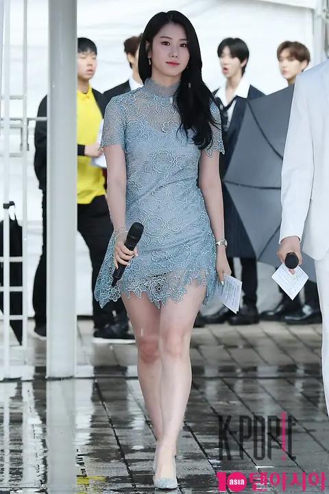Wannabe, Ami — Dream Concert Red Carpet