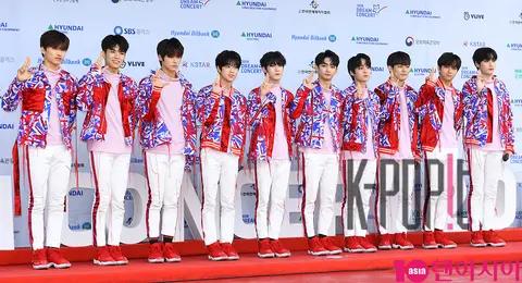 TRCNG — Dream Concert Red Carpet