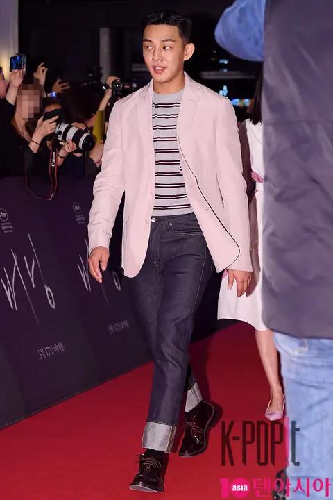 Yoo Ah-in — Burning VIP Premiere