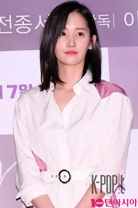 Jeon Jong-seo — Burning VIP Premiere