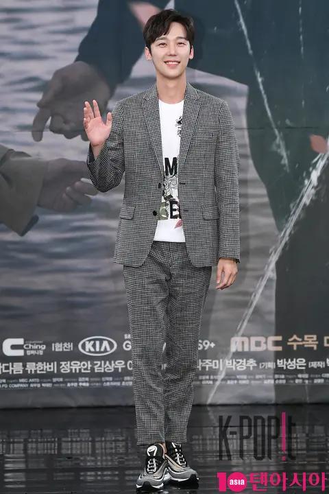 Yun Jong-hun — Come Here and Hold Me Production Briefing