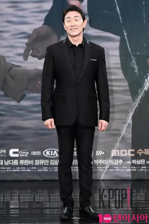 Heo Jun-ho — Come Here and Hold Me Production Briefing