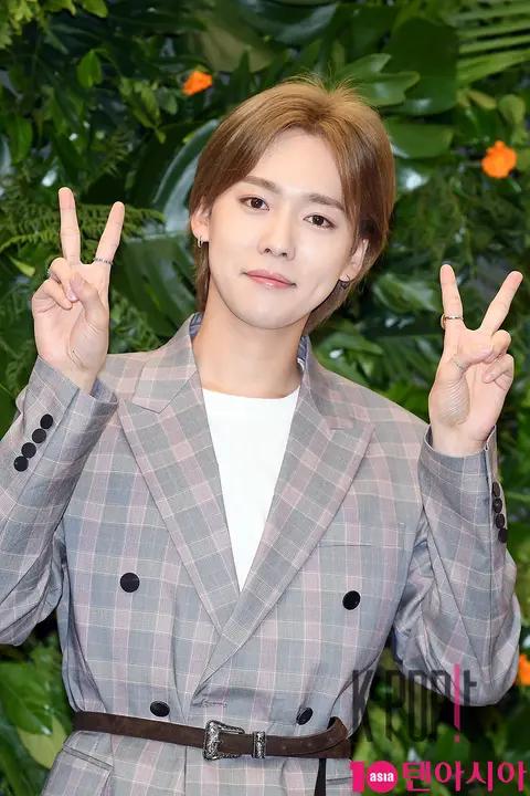 WINNER, Kim Jin-woo — Launch