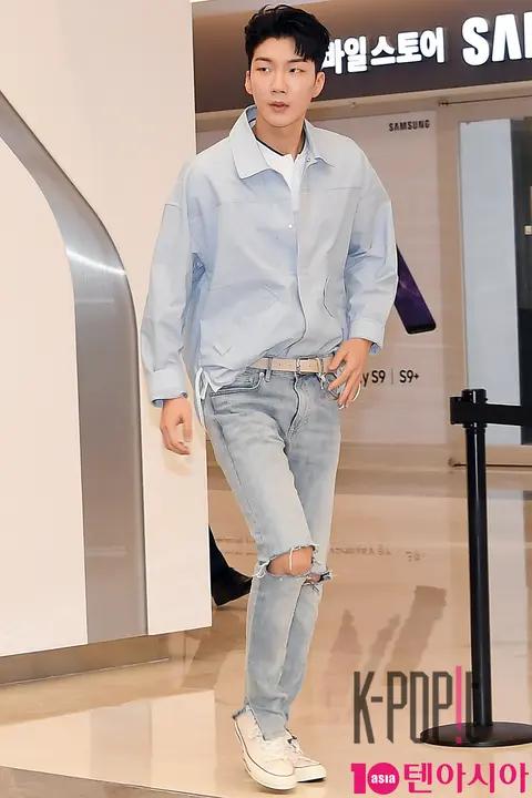 WINNER, Lee Seung-hun — Launch