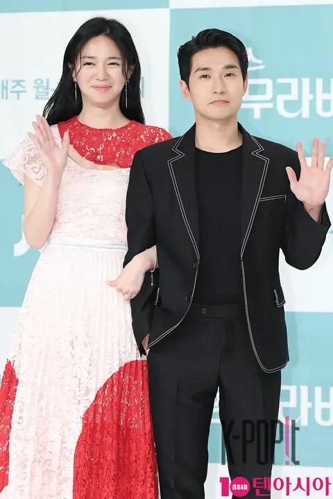 Lee Elia, Ryu Deok-hwan — Miss Hammurabi Production Briefing
