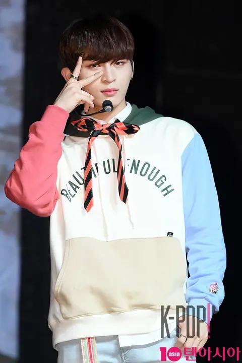 TST, Yong Hyun — Top Secret Showcase