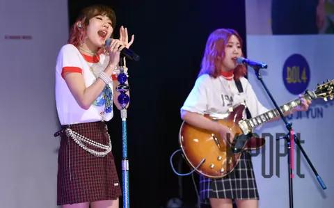 Bolppalgan Cheongchun — Bolbbalgan Shoebyeol Showcase