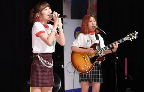 Bolppalgan Cheongchun — Bolbbalgan Shoebyeol Showcase