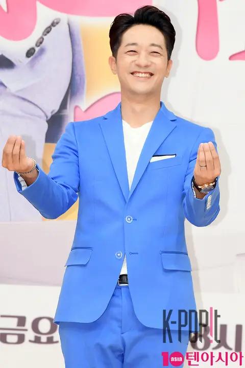 Alex — I'm a Mom Too Production Briefing — 2018-05-25