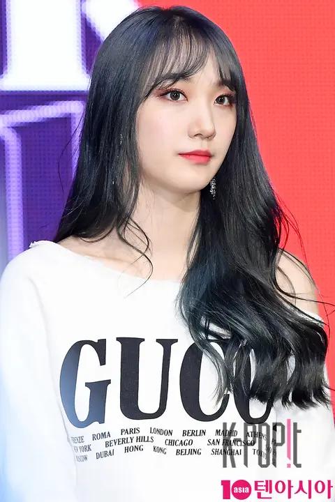 PRISTIN, Roa — PRISTIN V Showcase