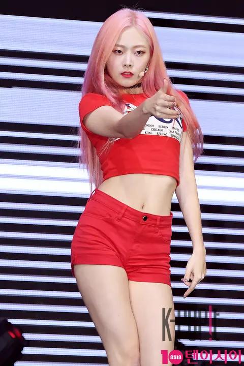 PRISTIN, Eunwoo — PRISTIN V Showcase