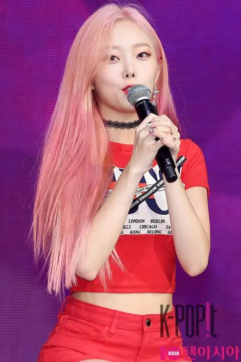 PRISTIN, Eunwoo — PRISTIN V Showcase