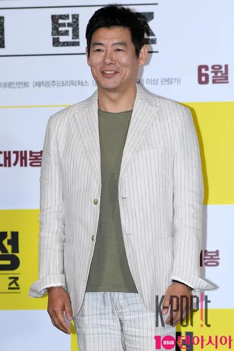Sung Dong-il — Detective Press Screening