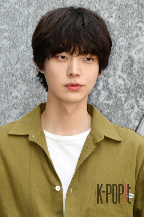 Ahn Jae-hyun — Launch