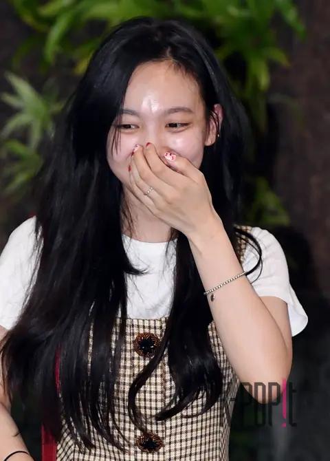 TWICE, Nayeon (TWICE) — Airport