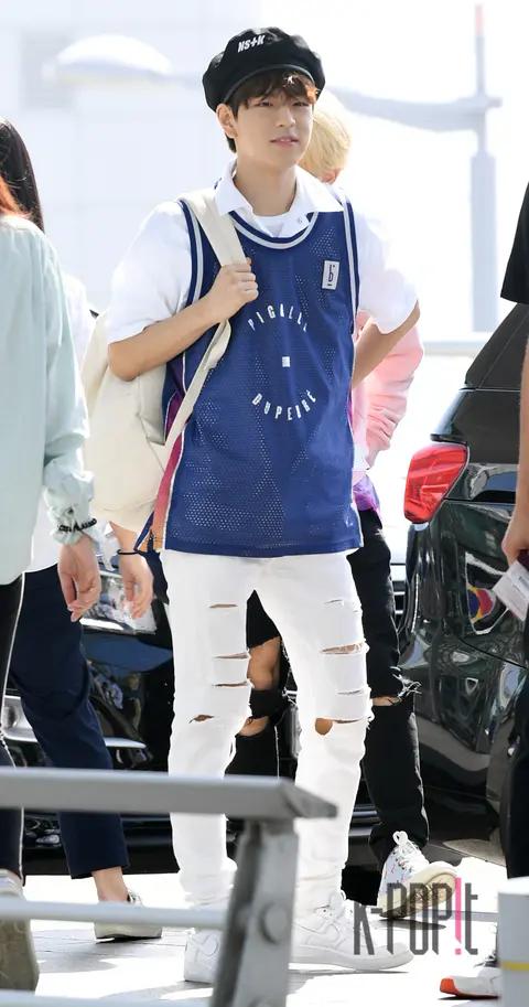 Stray Kids, Seung-min — Airport