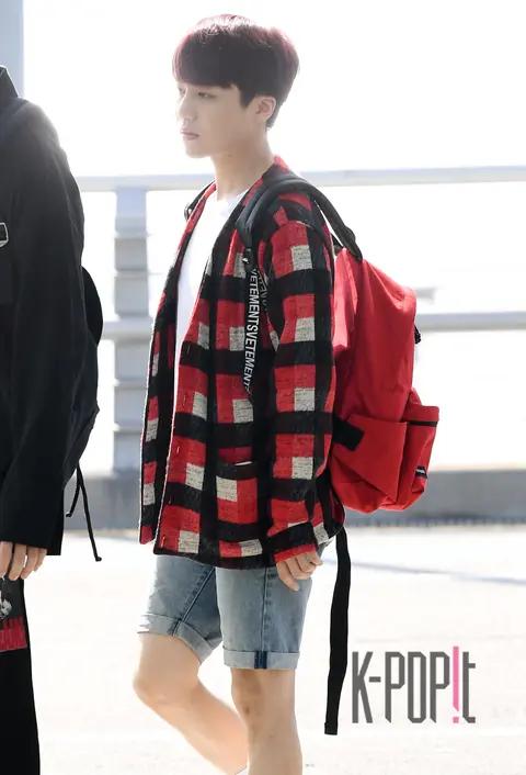 PENTAGON, Jin Ho — Airport