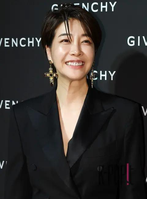 Jin Seo-yeon — Launch
