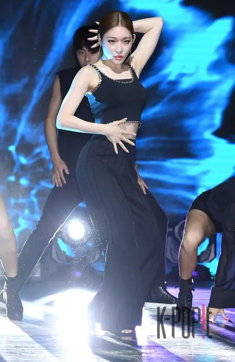 CHUNG HA — CHUNG HA Showcase