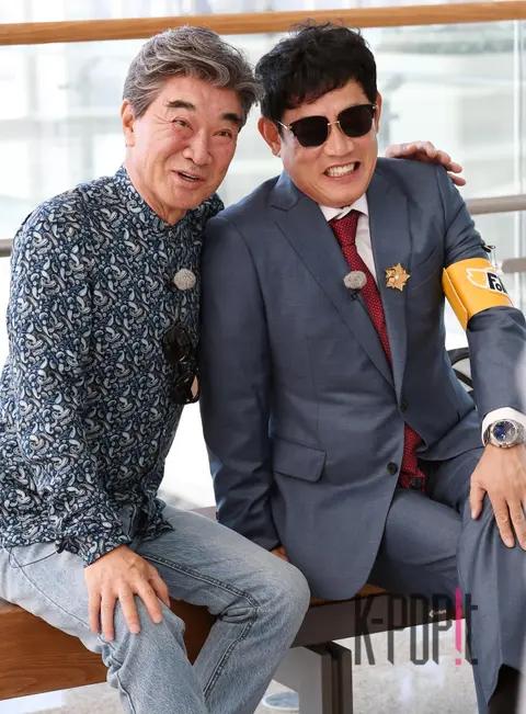 Lee Deok-hwa, Lee Kyung-kyu — Airport