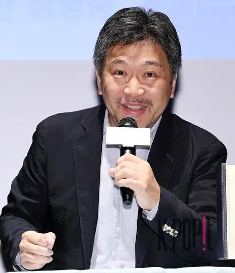 Director Hirokazu Koreeda — A Family Press Conference