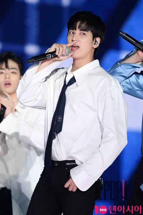 iKON, Jung Chan-woo — Korea Music Festival