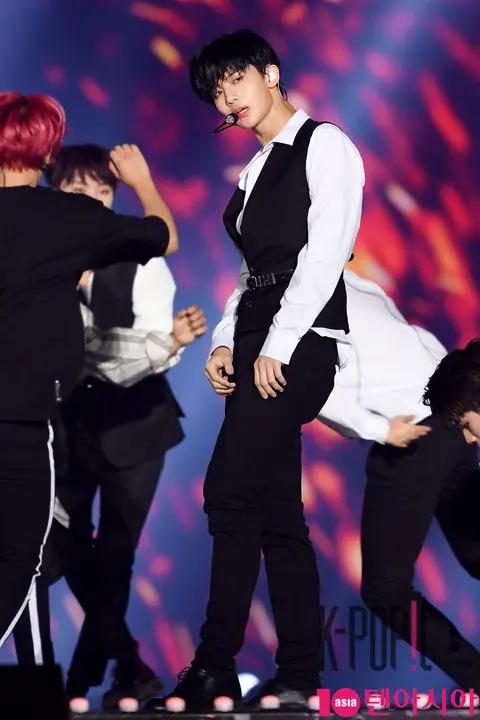 Wanna One, Bae Jin-young 1 — Korea Music Festival
