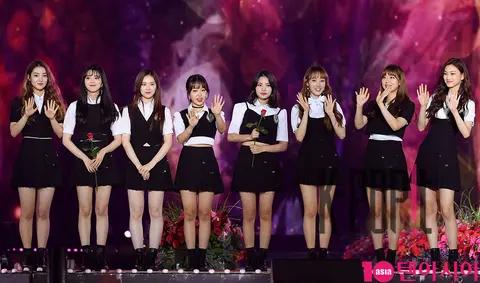 Weki Meki — Korea Music Festival
