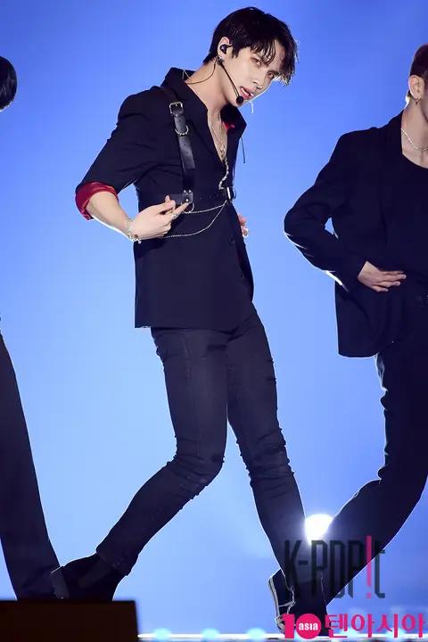 JBJ95, Kim Dong-han — Korea Music Festival