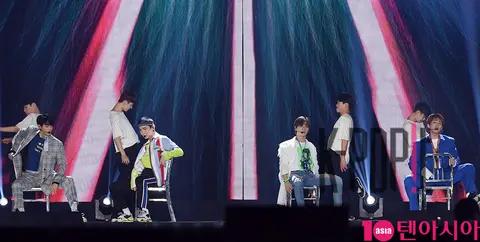 SHINee 1 — Korea Music Festival