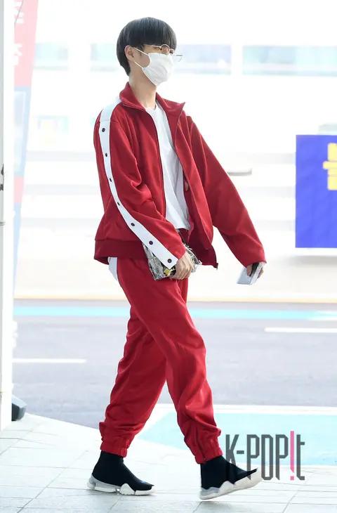 Wanna One, Lee Dae-hwi — Airport
