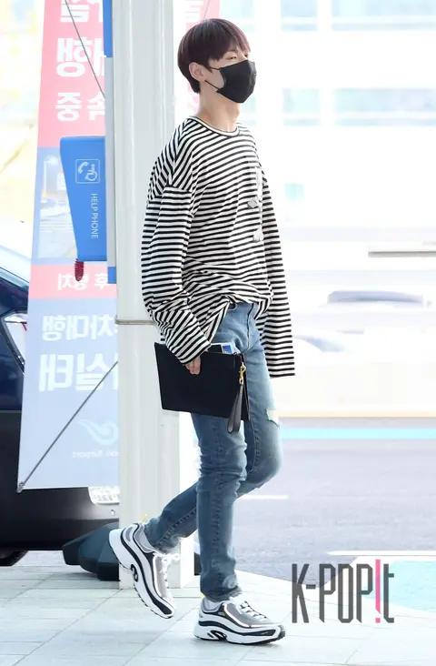 Wanna One, Hwang Min-hyun — Airport