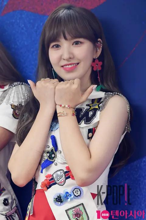 Red Velvet, Wendy — Red Velvet Press Conference
