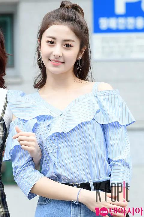 Huh Yun-jin — Produce 48 Arrival