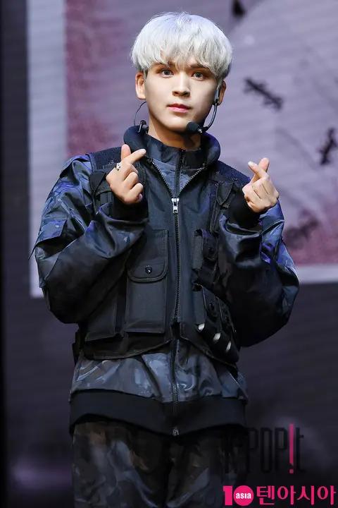 D-Crunch, Hyun Wook — D.Crunch Showcase