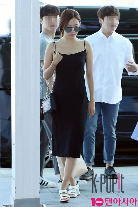 Apink, Kim Nam-joo — Airport