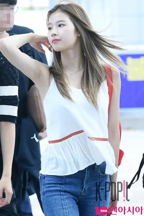 TWICE, Sana — Airport