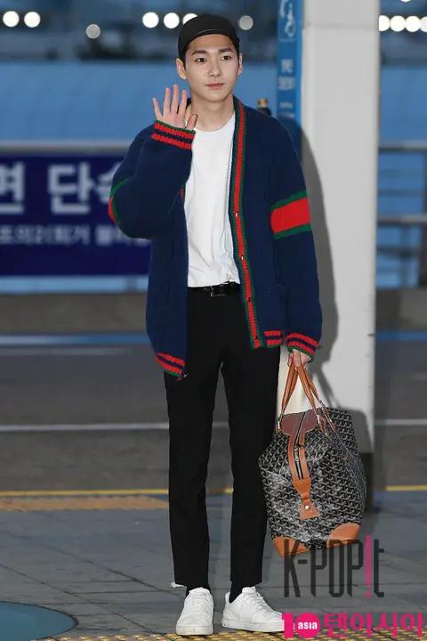 NU'EST, Aaron — Airport