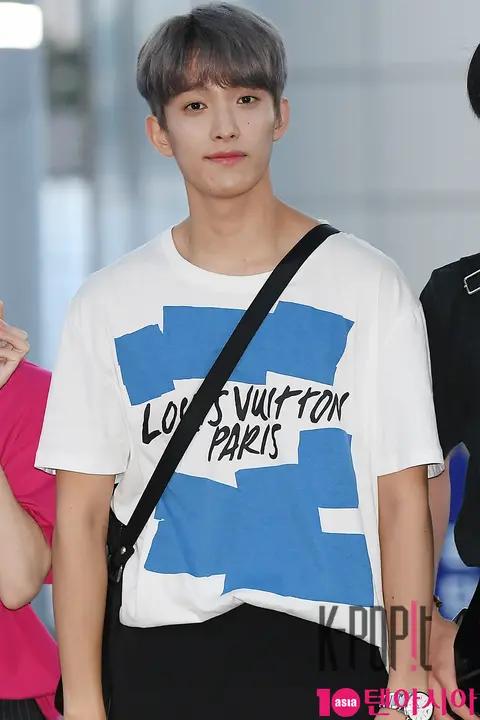 SEVENTEEN, DK (SEVENTEEN) — Airport