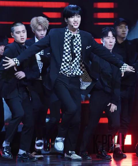 MXM, Young-min — MXM Showcase