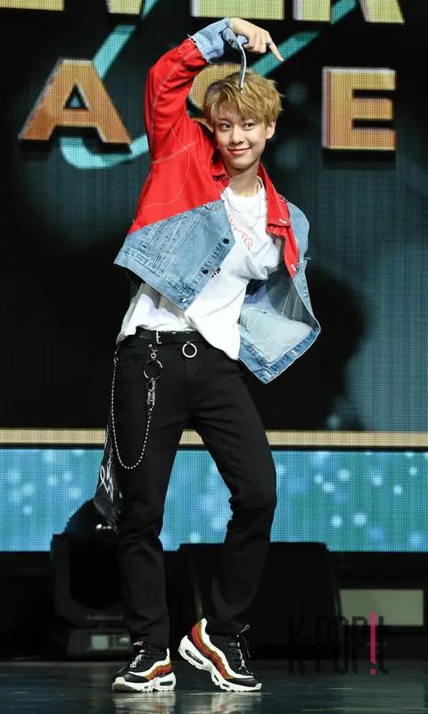 MXM, Dong Hyun 2 — MXM Showcase