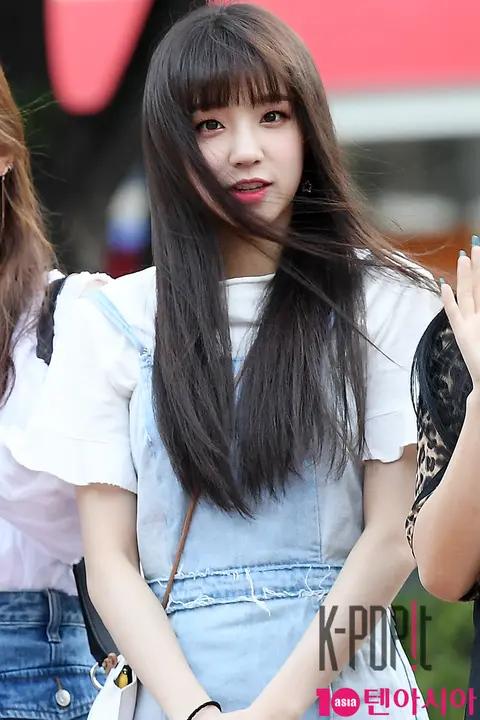 (G)I-DLE, Yuqi — Music Bank Arrival