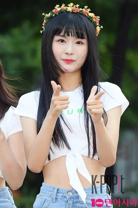 Nature, Loo — Music Bank Arrival