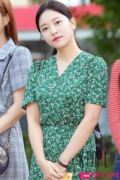 Red Velvet, Yeri — Music Bank Arrival
