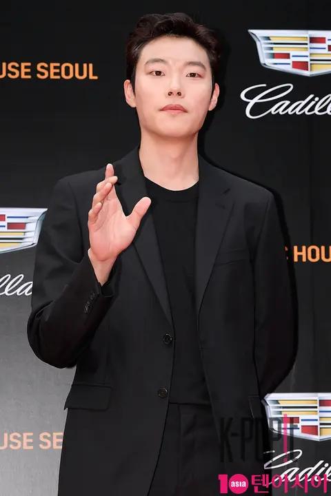 Ryu Jun-yeol — Cadillac Launch — 2018-08-20