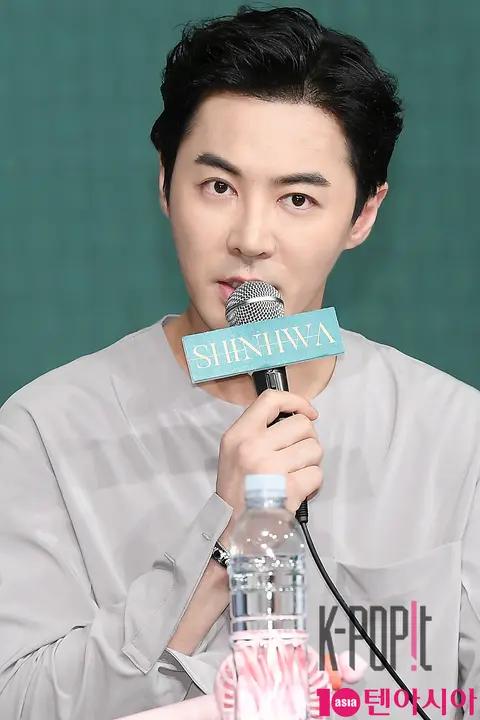 SHINHWA, Jeon Jin — SHINHWA Press Conference
