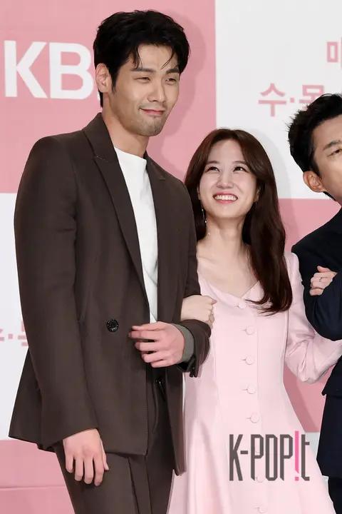 Choi Daniel, Park Eun-bin — Detective of the Day