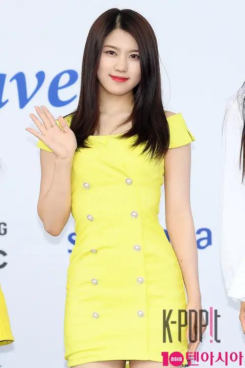 Nature, Haru — SoribadaAwards Blue Carpet