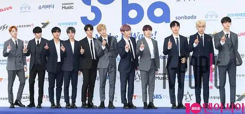 Wanna One — SoribadaAwards Blue Carpet